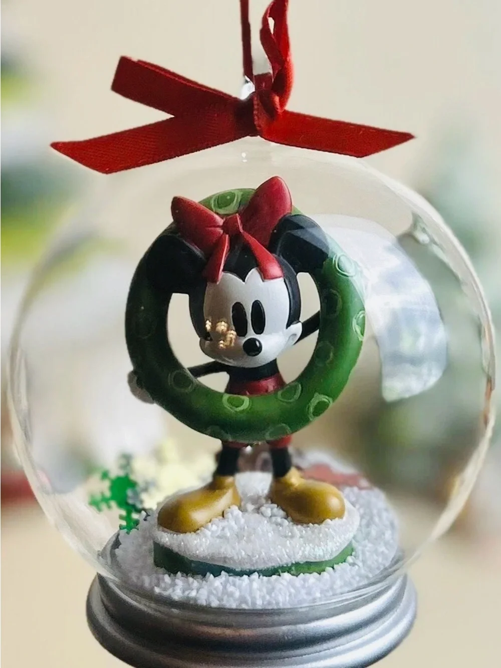 Disney Mickey Mouse Snow Globe Glass Christmas Tree Ornament Wreath Decor 2011